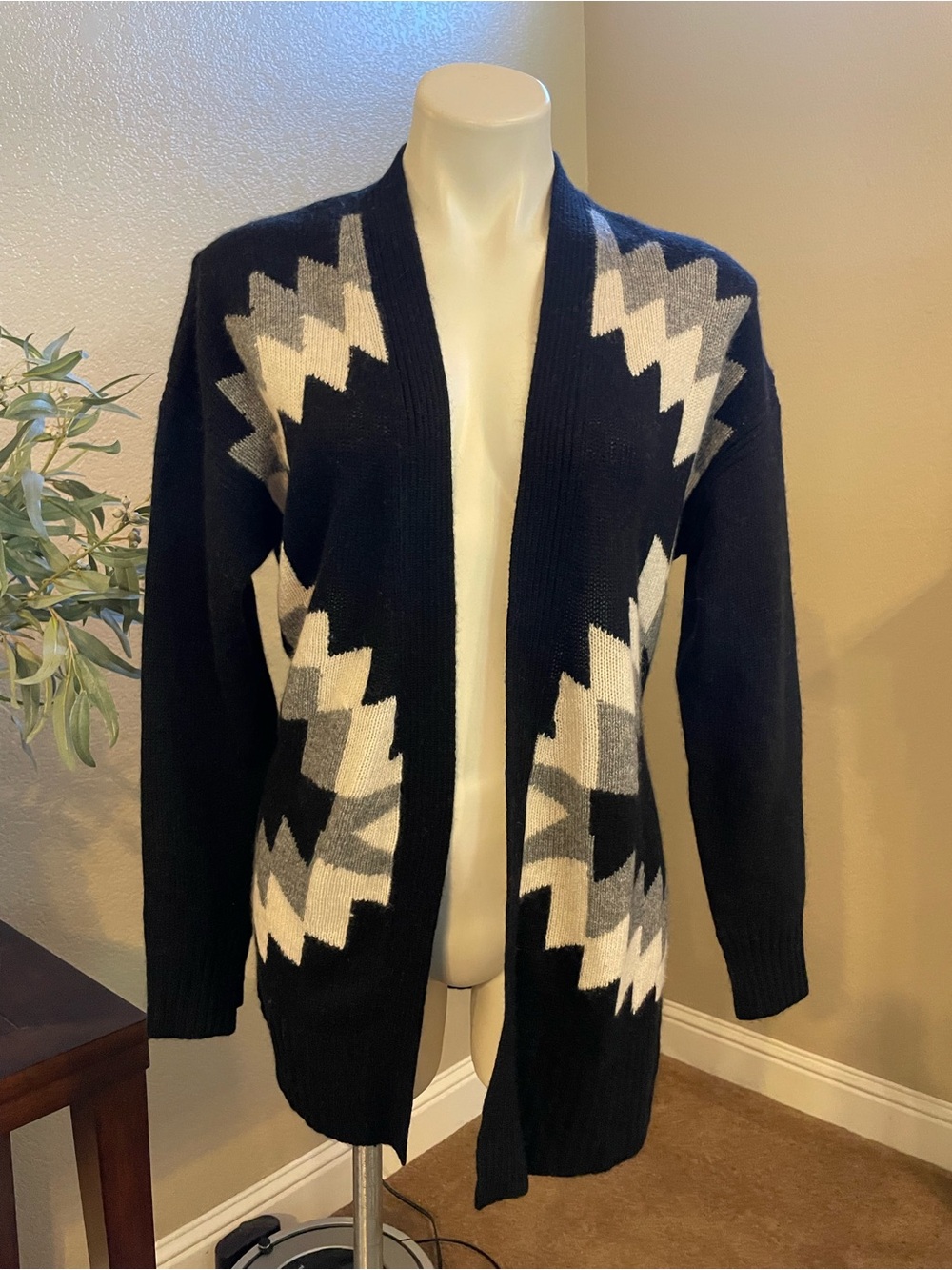 Skull Cashmere Black Cardigan with Gray and White Geometric Pattern